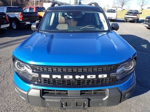 Used 2025 Ford Bronco Sport Outer Banks w/ Outer Banks Tech Package+ AWD/4WD image 12