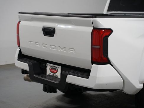 Certified 2025 Toyota Tacoma SR5 RWD image 9