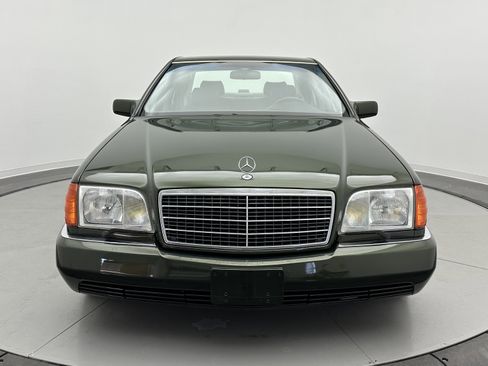 Used 1992 Mercedes-Benz 300 SE image 2