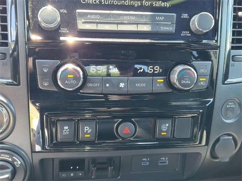 Used 2024 Nissan Titan PRO-4X w/ Pro-4x Utility Package image 21