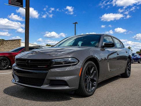Used 2022 Dodge Charger SXT w/ Blacktop Package RWD image 1