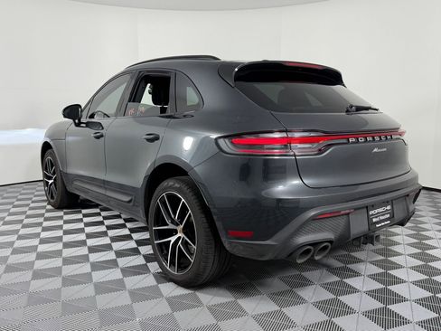 Used 2024 Porsche Macan image 3