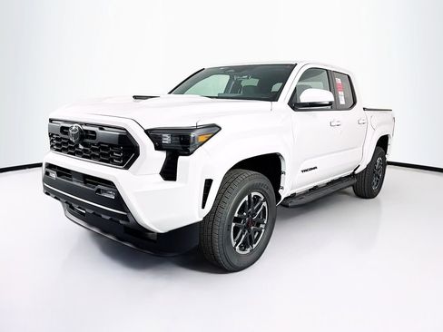New 2026 Toyota Tacoma TRD Sport image 3