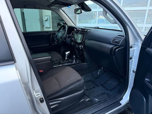 Used 2021 Toyota 4Runner TRD Off-Road image 20