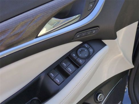 Used 2022 Buick Enclave Avenir w/ Trailering Package, 5000 lbs. image 13