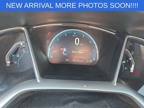 Used 2019 Honda Civic EX image 11