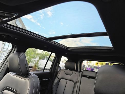 New 2025 Jeep Grand Cherokee Limited image 25