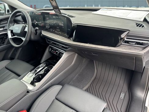 New 2025 Audi Q5 Premium Plus image 31