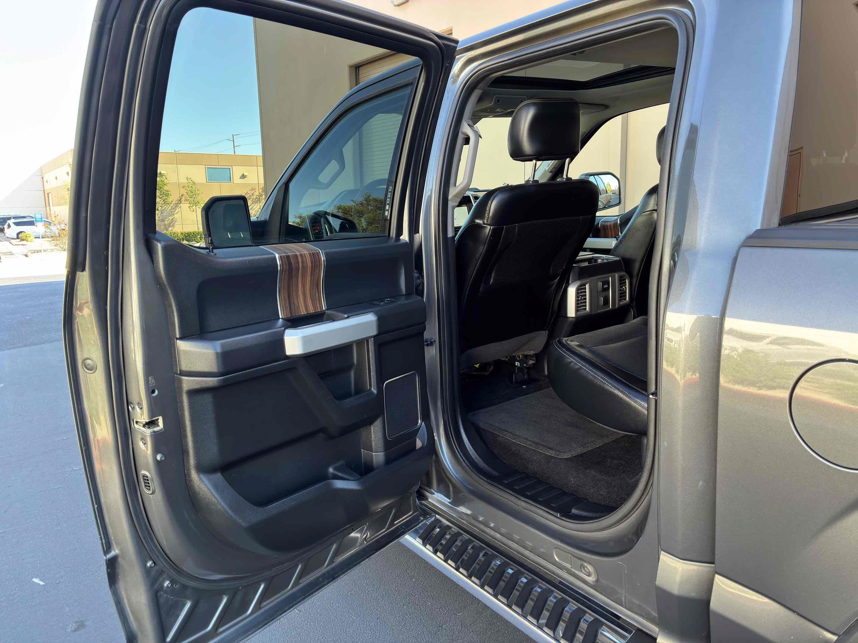 Used 2016 Ford F150 Lariat w/ Equipment Group 501A Mid AWD/4WD image 48