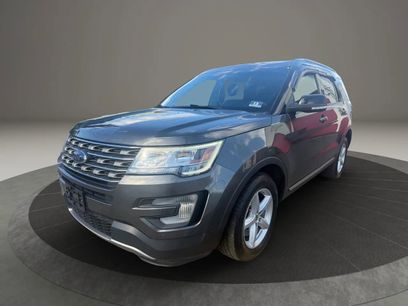 Used 2017 Ford Explorer XLT w/ Equipment Group 201A
