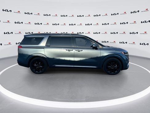 Used 2023 Kia Carnival SX Prestige FWD image 9