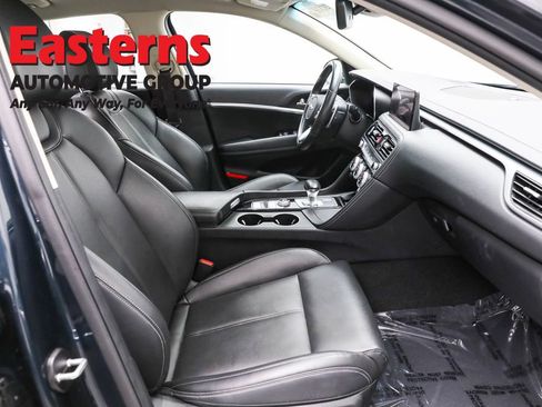 Used 2023 Genesis G70 2.0T image 25