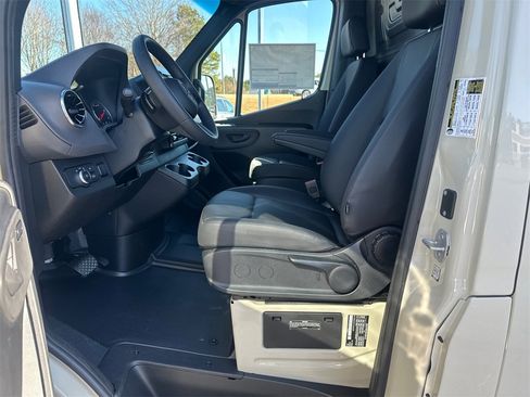 New 2026 Mercedes-Benz Sprinter 2500 image 39