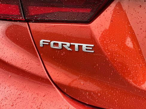 Used 2023 Kia Forte LXS image 25