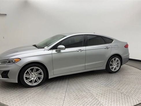 Used 2020 Ford Fusion SEL image 6
