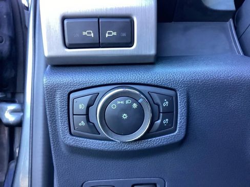 Used 2022 Ford F250 Platinum w/ FX4 Off-Road Package image 60