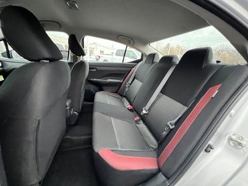 New 2025 Nissan Versa SR w/ Trunk Package image 30