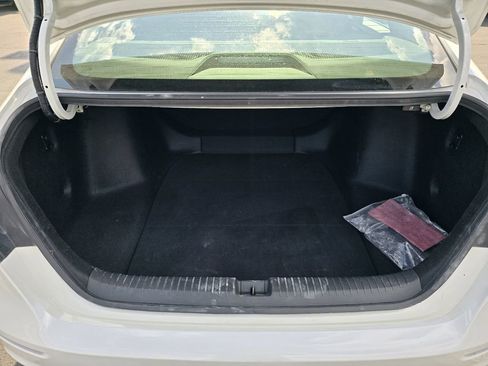 Used 2023 Honda Accord LX image 25