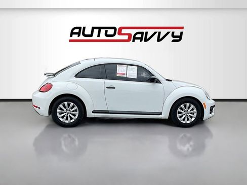 Used 2018 Volkswagen Beetle 2.0T S FWD image 8