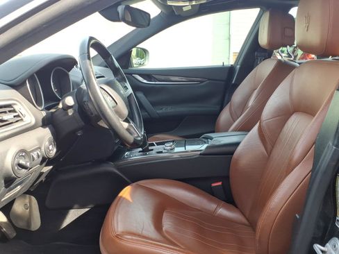 Used 2017 Maserati Ghibli RWD image 9
