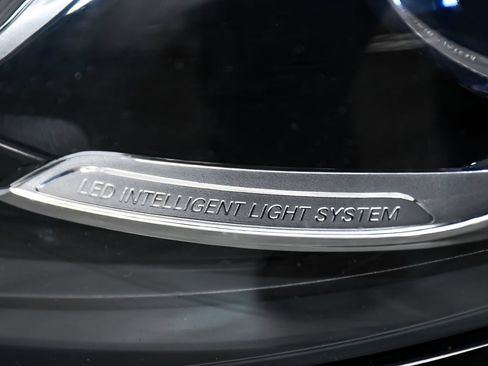 Used 2015 Mercedes-Benz S 550 4MATIC Coupe image 82