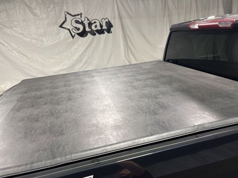 Used 2023 Chevrolet Silverado 1500 Custom image 17