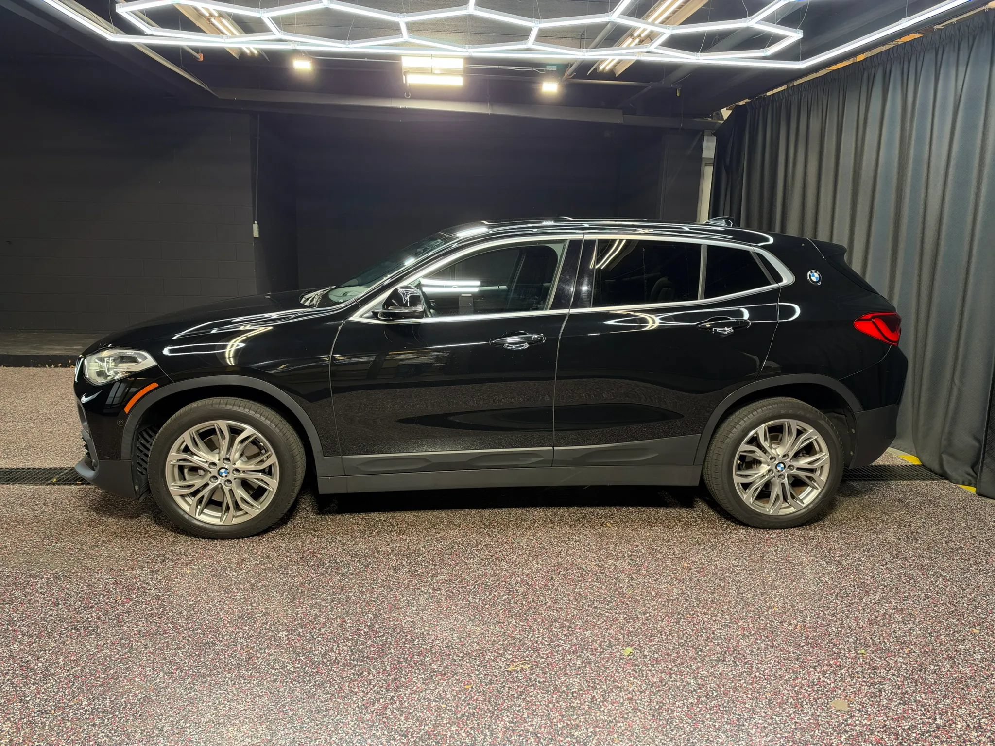 Used 2018 BMW X2 xDrive28i AWD/4WD image 4