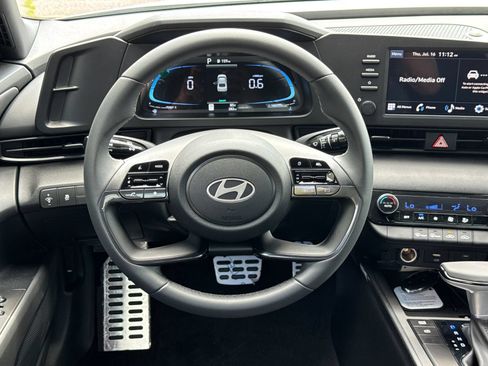 Used 2026 Hyundai Elantra Sport FWD image 23