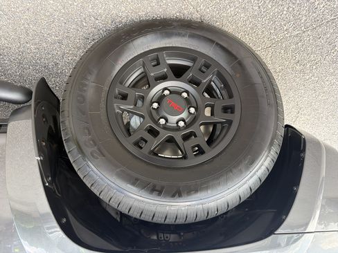 Certified 2022 Toyota 4Runner SR5 Premium w/ Moonroof Package RWD image 19
