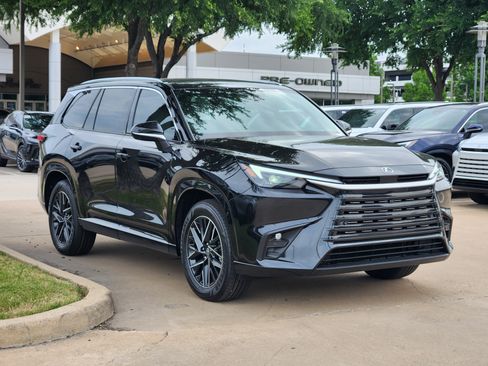 New 2026 Lexus TX 350 AWD image 2