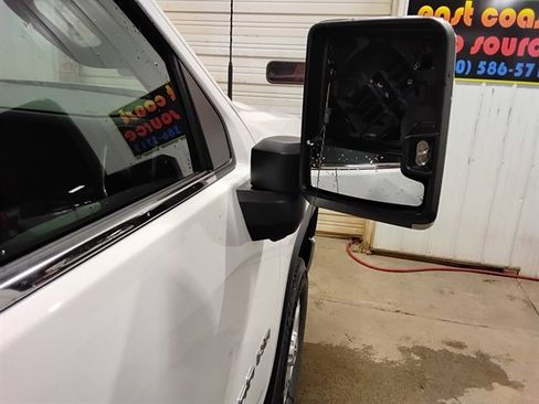 Used 2021 Chevrolet Silverado 2500 LTZ image 20