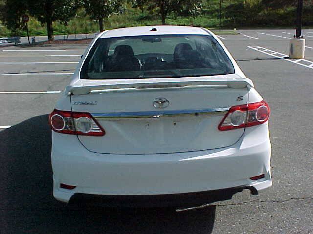 Used 2012 Toyota Corolla S FWD image 8