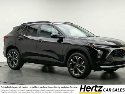 Used 2025 Chevrolet Trax LT w/ LT Convenience Package