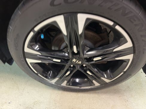 Used 2021 Kia K5 GT-Line FWD image 32