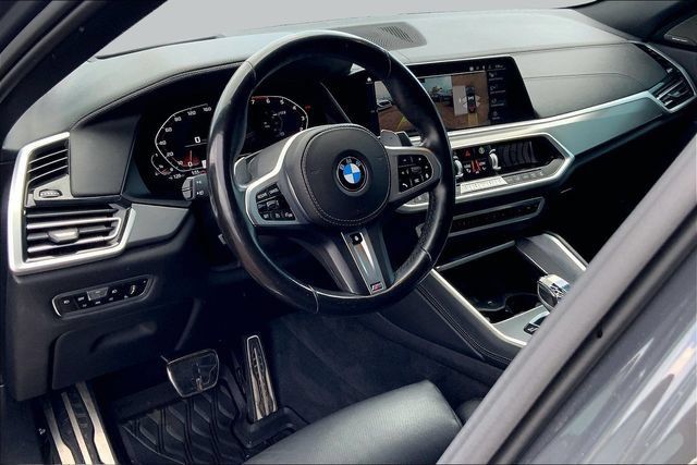 Used 2021 BMW X6 M50i w/ Premium Package AWD/4WD image 14