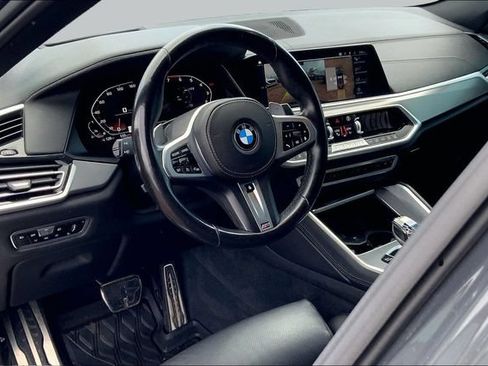 Used 2021 BMW X6 M50i w/ Premium Package AWD/4WD image 14