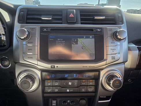 Used 2016 Toyota 4Runner Limited image 17