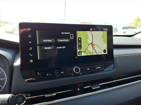 Used 2025 Mitsubishi Outlander SE FWD image 23