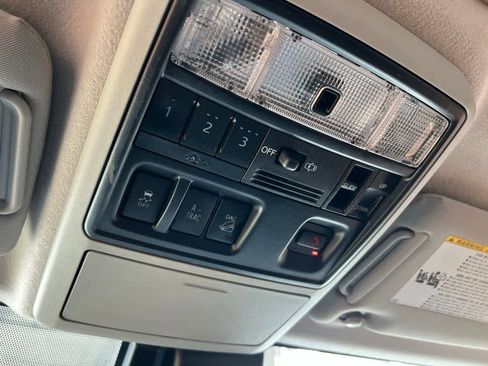 Used 2020 Toyota 4Runner Limited image 42