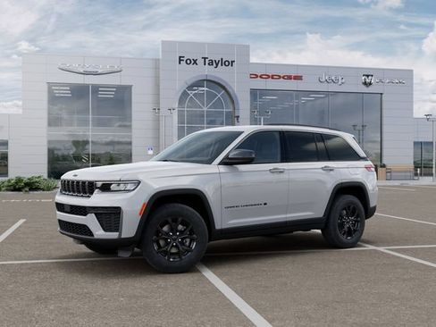 Used 2026 Jeep Grand Cherokee Altitude AWD/4WD image 2
