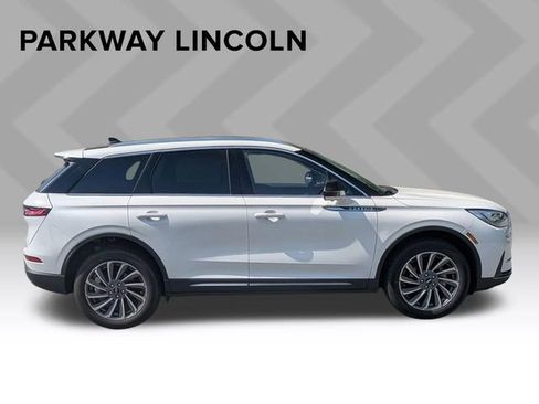 Certified 2023 Lincoln Corsair Reserve w/ Equipment Group 201A FWD image 4