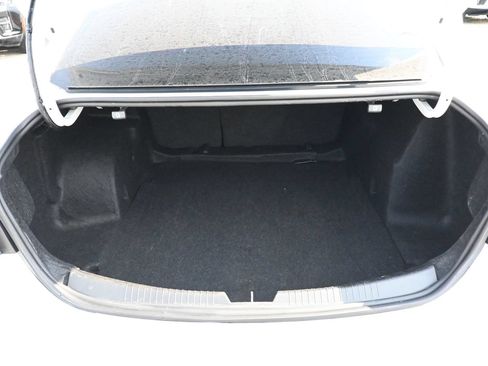 Used 2024 Chevrolet Malibu LT FWD image 25
