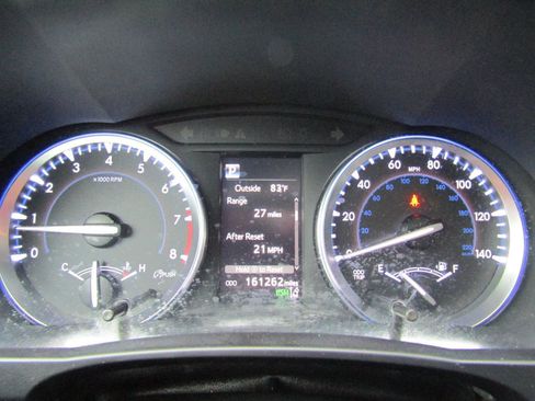 Used 2017 Toyota Highlander XLE image 18