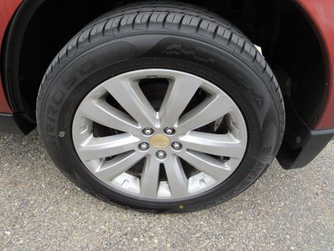 Used 2011 Subaru Forester 2.5X Premium w/ All-Weather Pkg image 13