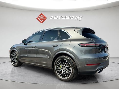 Used 2019 Porsche Cayenne E-Hybrid AWD/4WD image 6