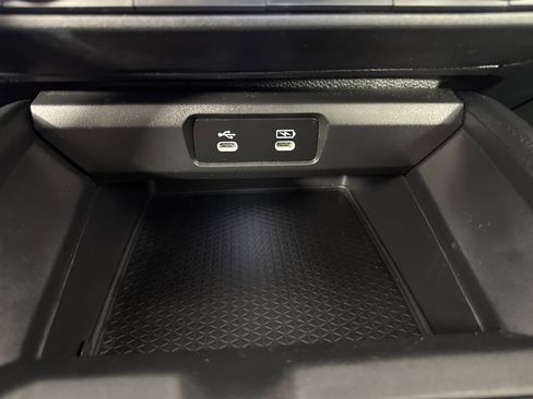 Used 2023 Honda Accord LX image 30