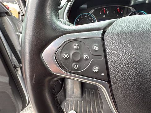 Used 2021 Chevrolet Traverse Premier image 22