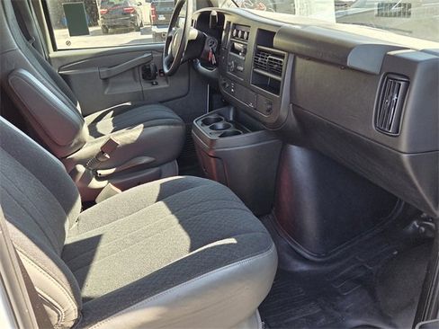 Used 2024 Chevrolet Express 2500 135 w/ Driver Convenience Package image 11