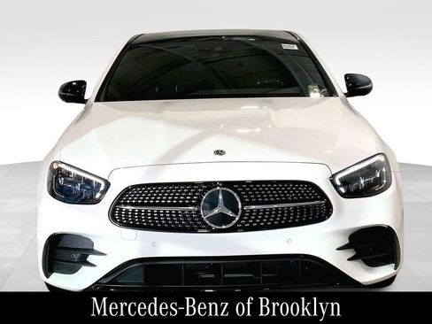 Certified 2022 Mercedes-Benz E 350 4MATIC Sedan image 5