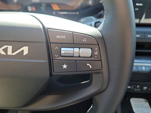 New 2026 Kia K4 EX FWD image 25